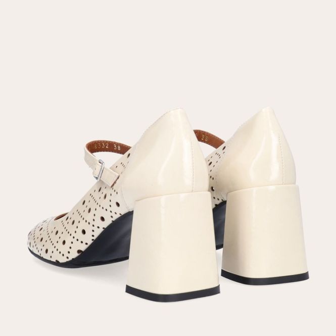 Hovedbilde A8332 Off White pumps fra Billi Bi