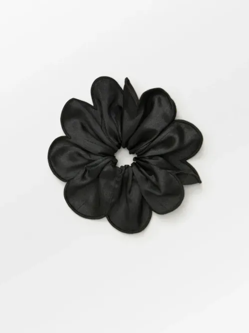 Hovedbilde Tila Scrunchie Black Beck Söndergaard