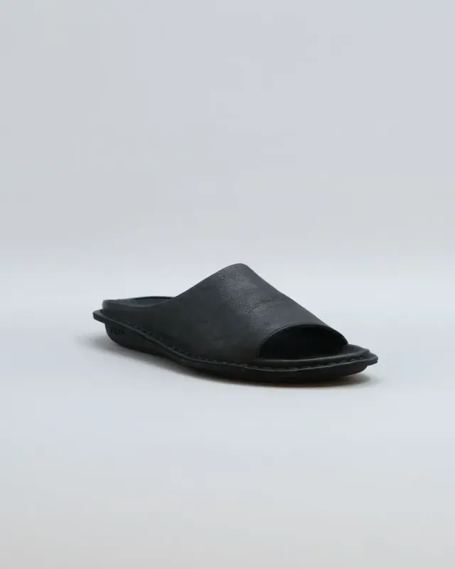 SAINT TROPEZ Petro Black Sandal Viba